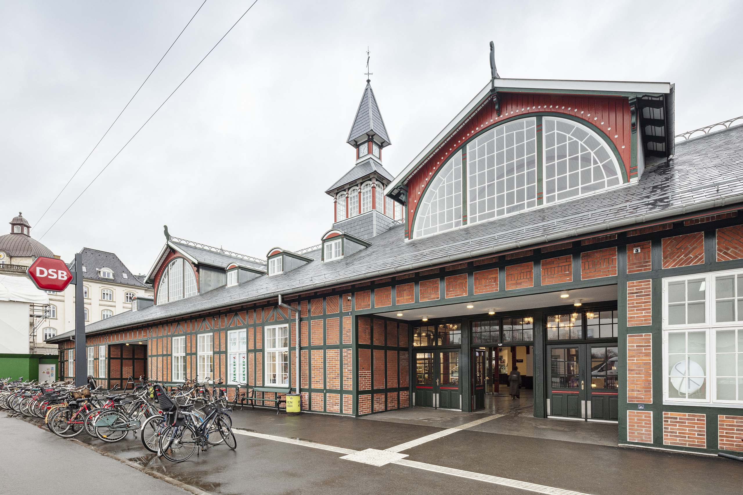Østerport Station - af KHR Architecture respekt for den fredede arkitektur