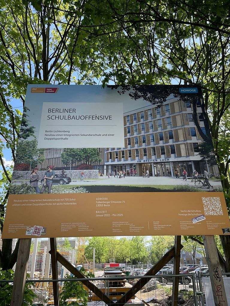 Schule am Breiten Luch - construction site sign