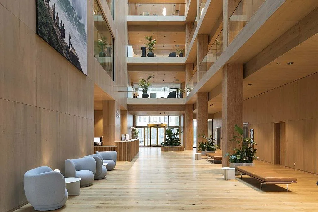 Entrance hall at EIFO