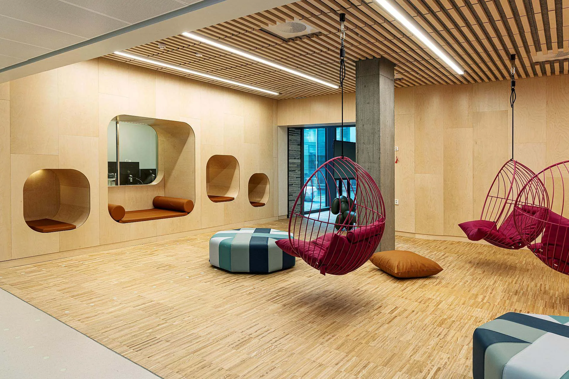 Glassblokkene II lounge area - space planning for kids