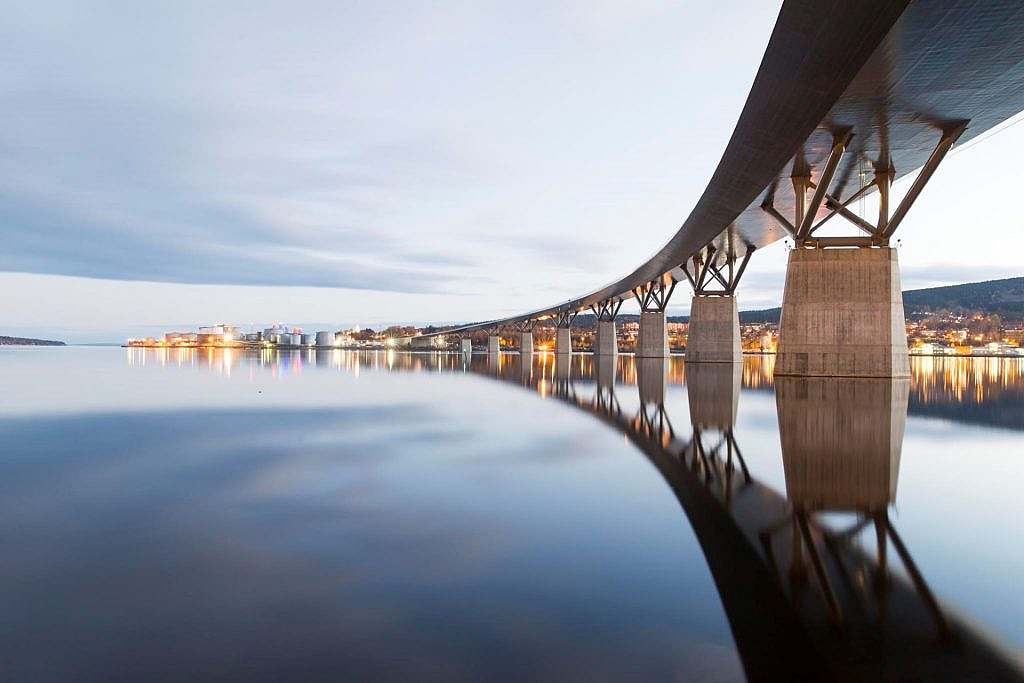 Sundsvallsbroen bridge in Sundsvall