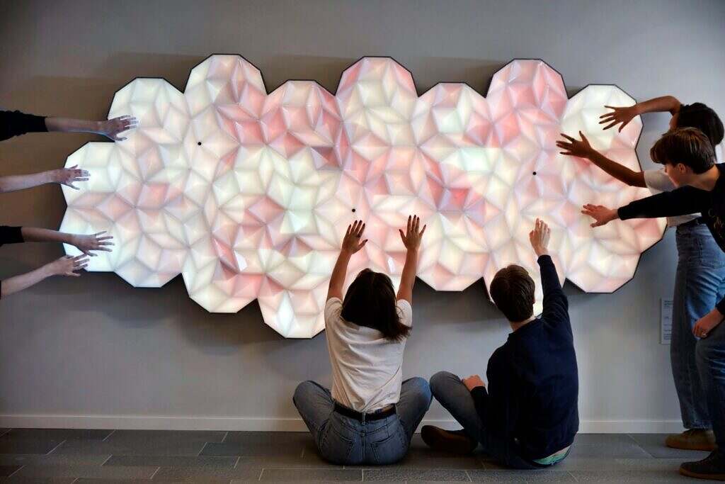 Colour Cloud by Miriam Sleeman and Thomas Sloan